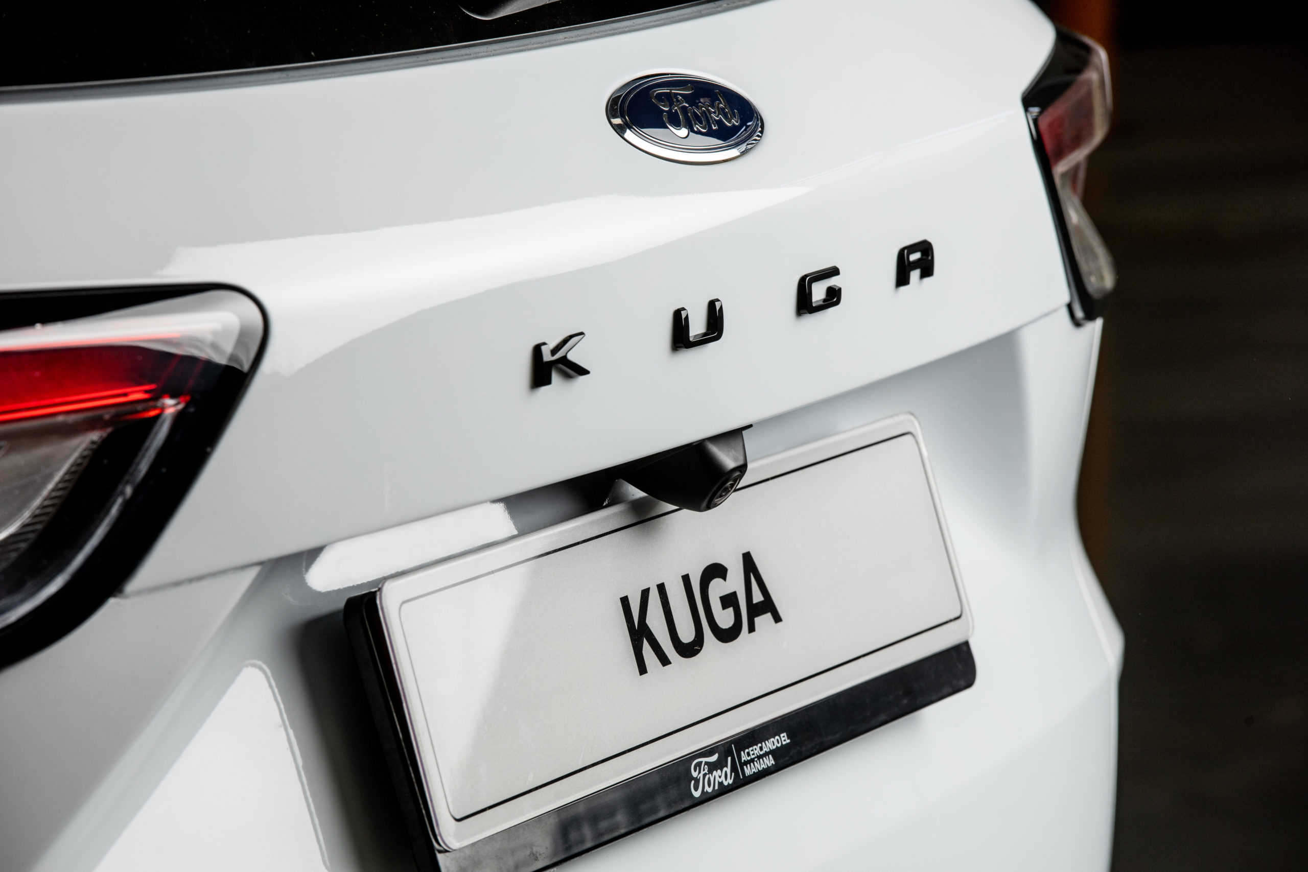 Kuga Black Package_7_vignale