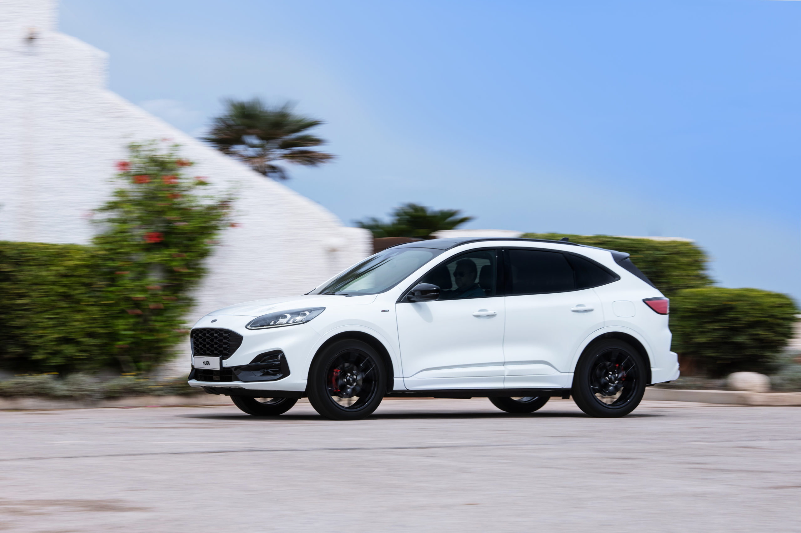 Kuga Black Package_8_vignale